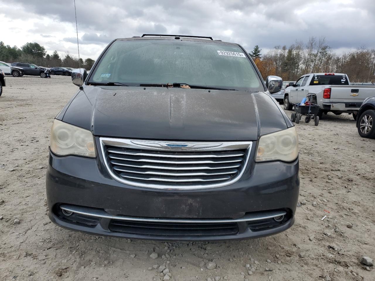 CHRYSLER TOWN & COUNTRY LIMITED