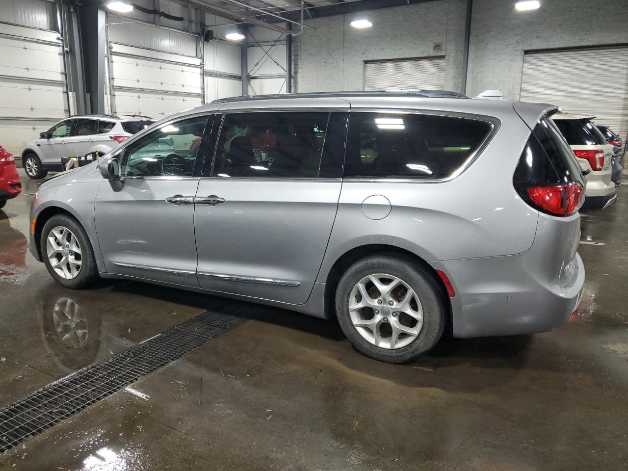 CHRYSLER PACIFICA TOURING L PLUS