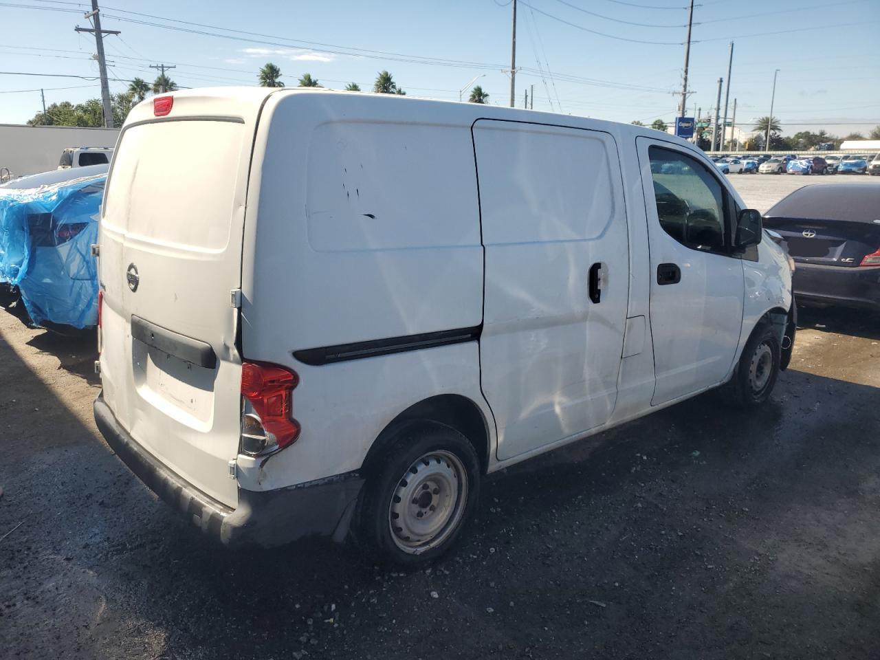 NISSAN NV200 2.5S
