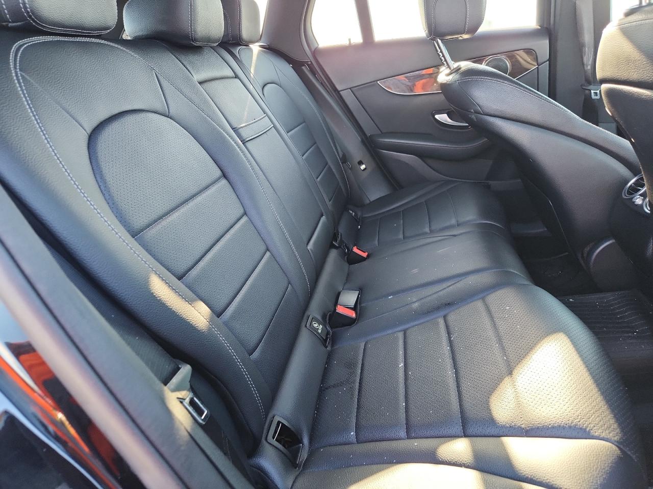 MERCEDES-BENZ GLC-CLASS 300