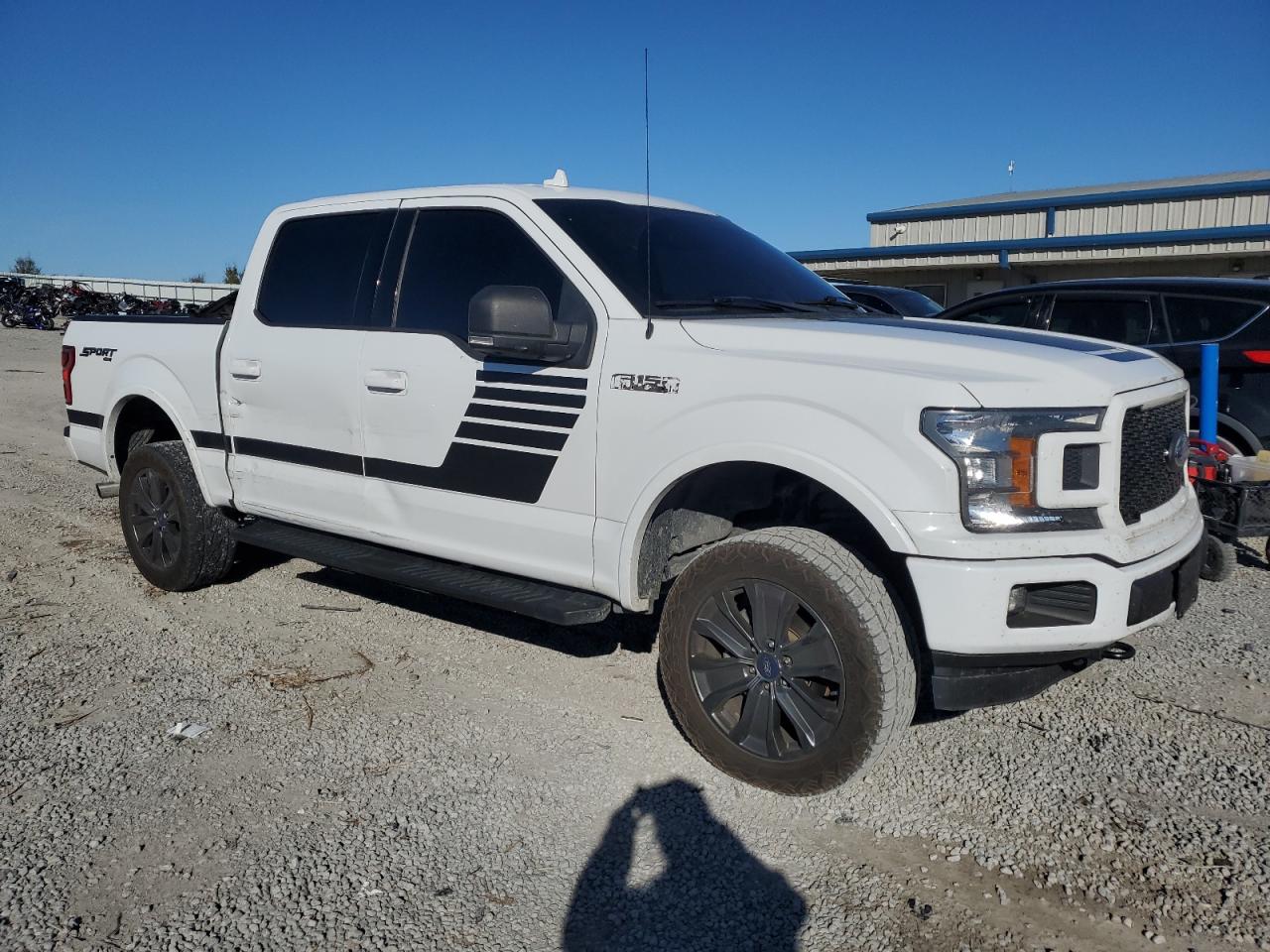 FORD F-150 SUPERCREW