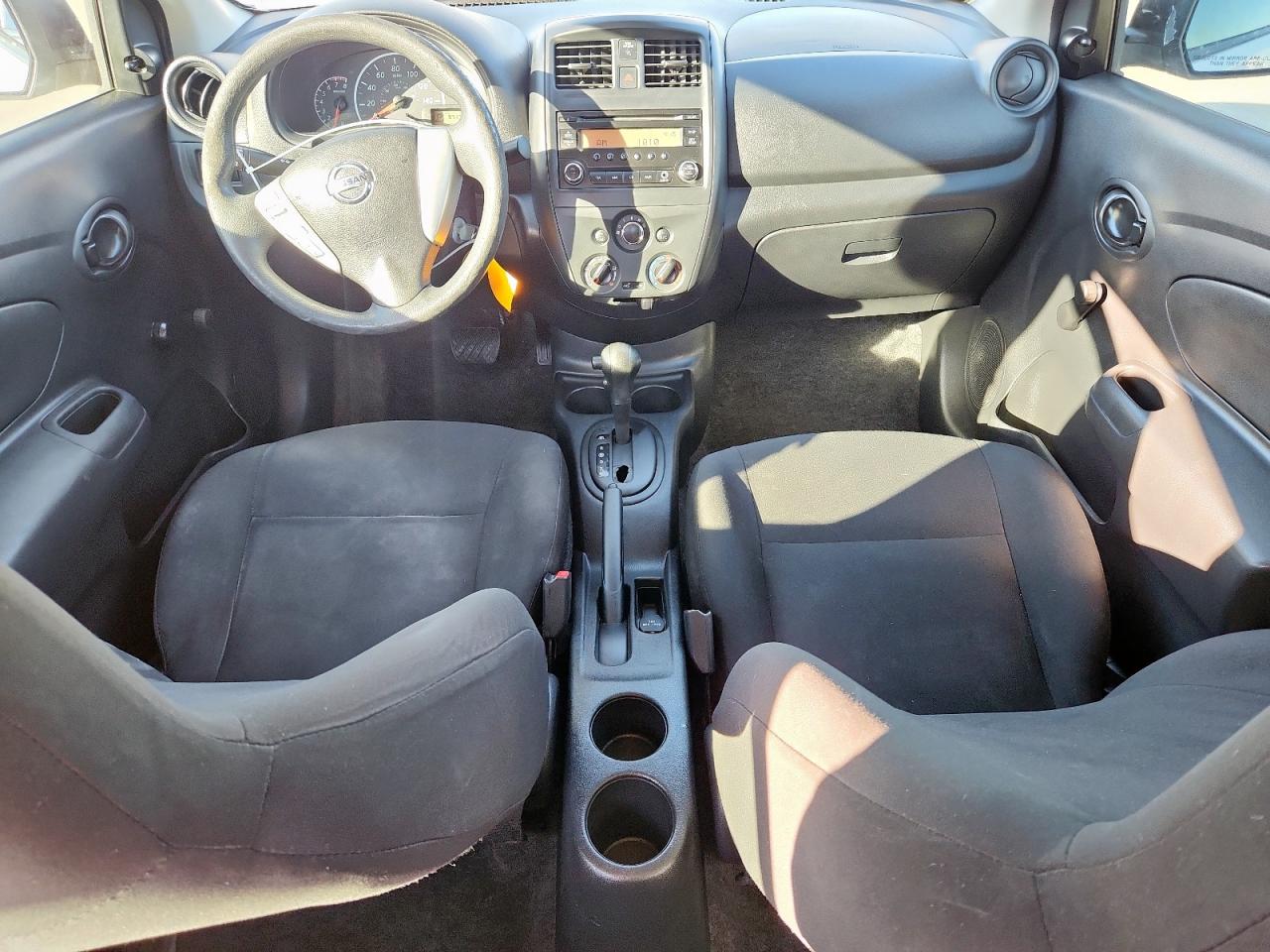 NISSAN VERSA S