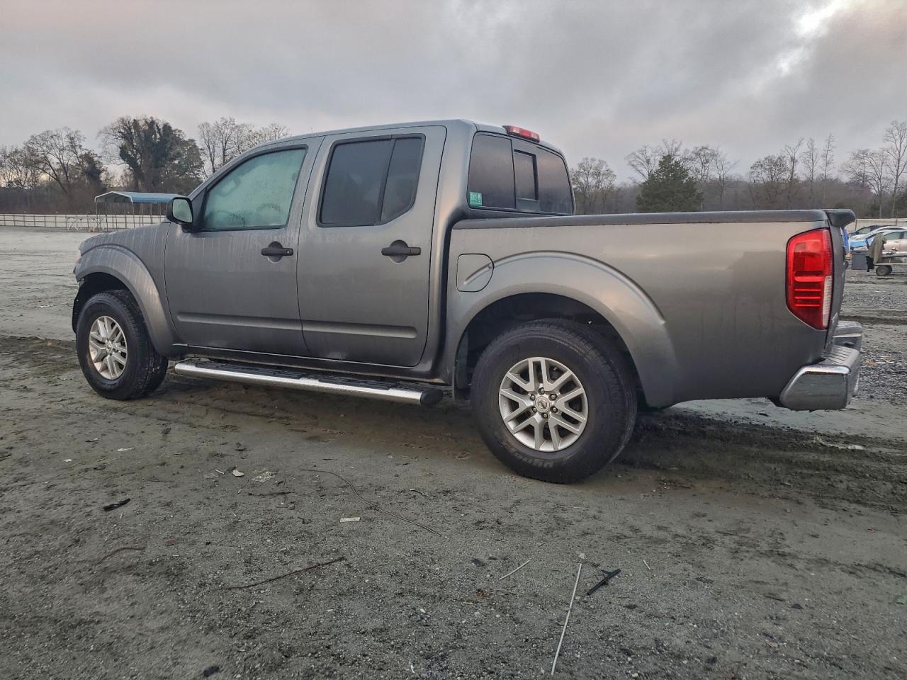 NISSAN FRONTIER S
