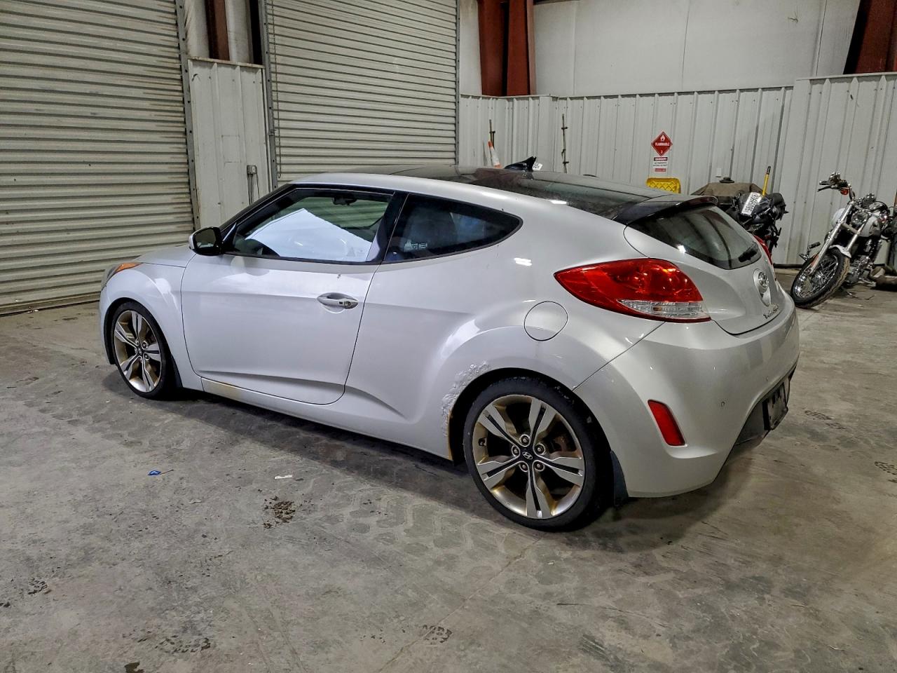 HYUNDAI VELOSTER
