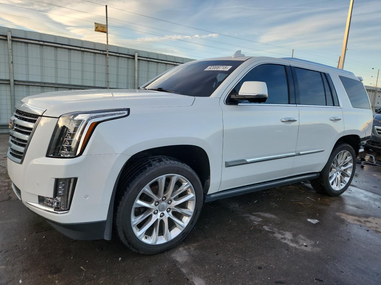 CADILLAC ESCALADE PLATINUM