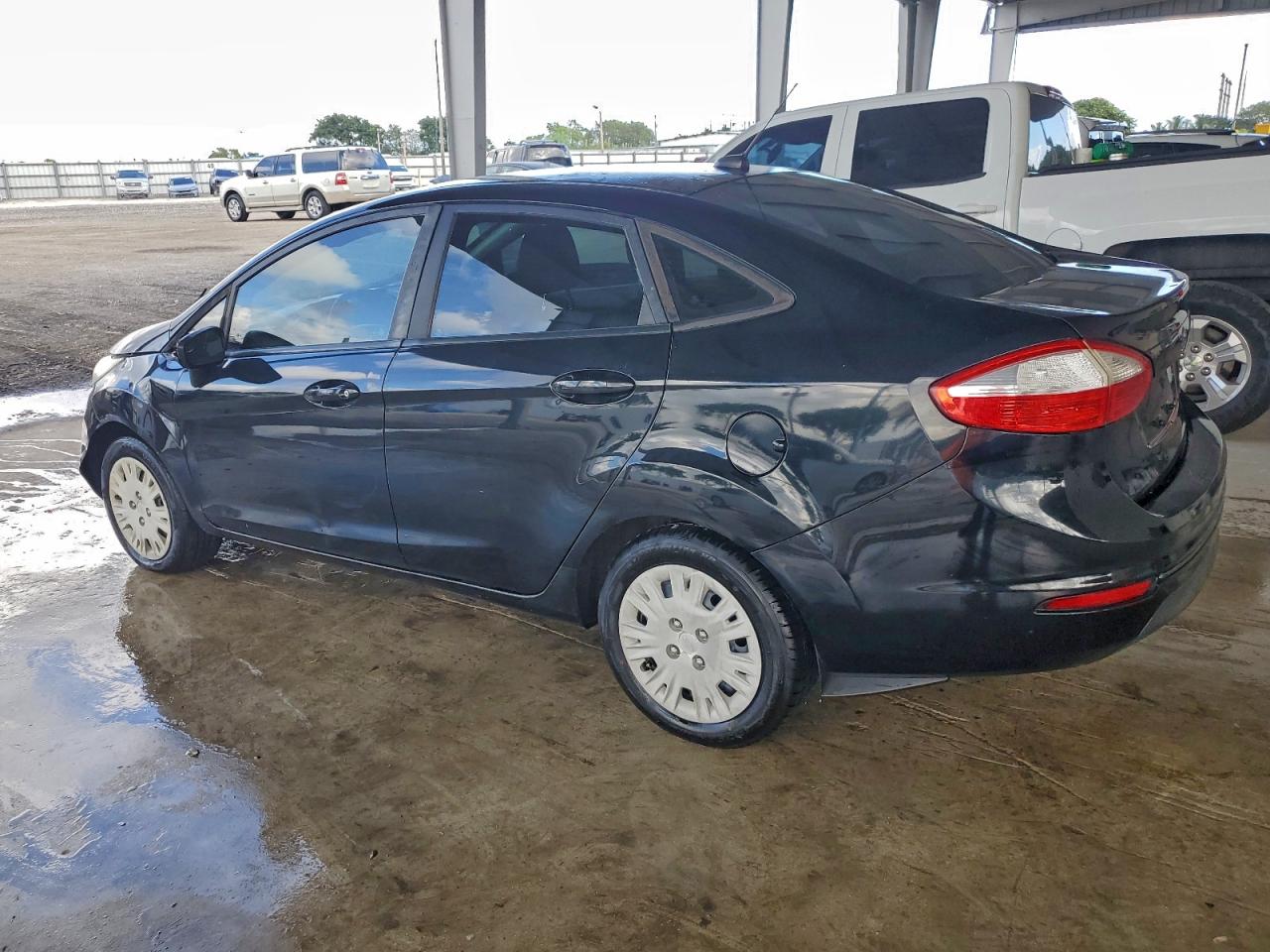 Lot #3315976103 2017 FORD FIESTA S