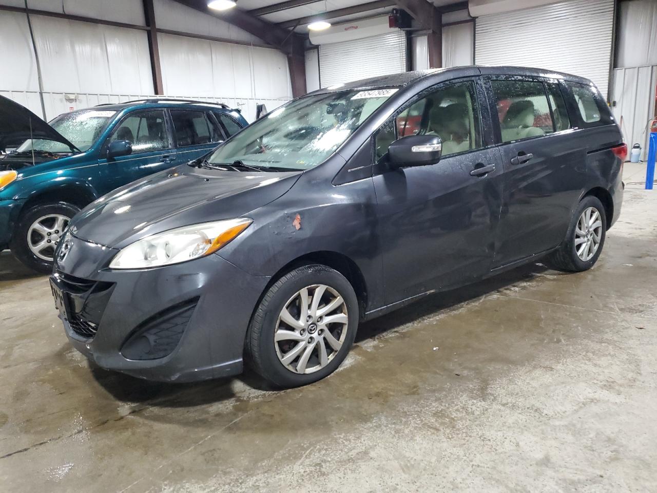Lot #3315988115 2013 MAZDA 5