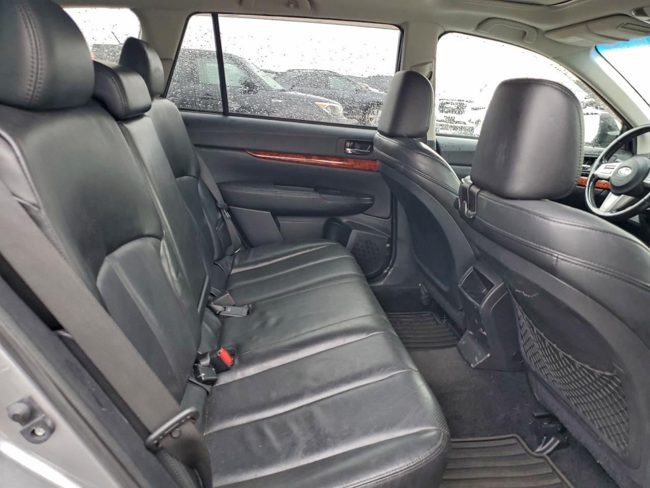 SUBARU OUTBACK 3.6R LIMITED