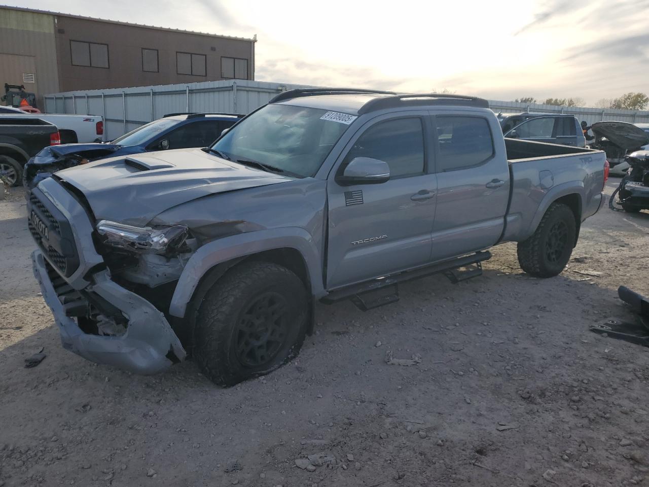TOYOTA TACOMA DOUBLE CAB