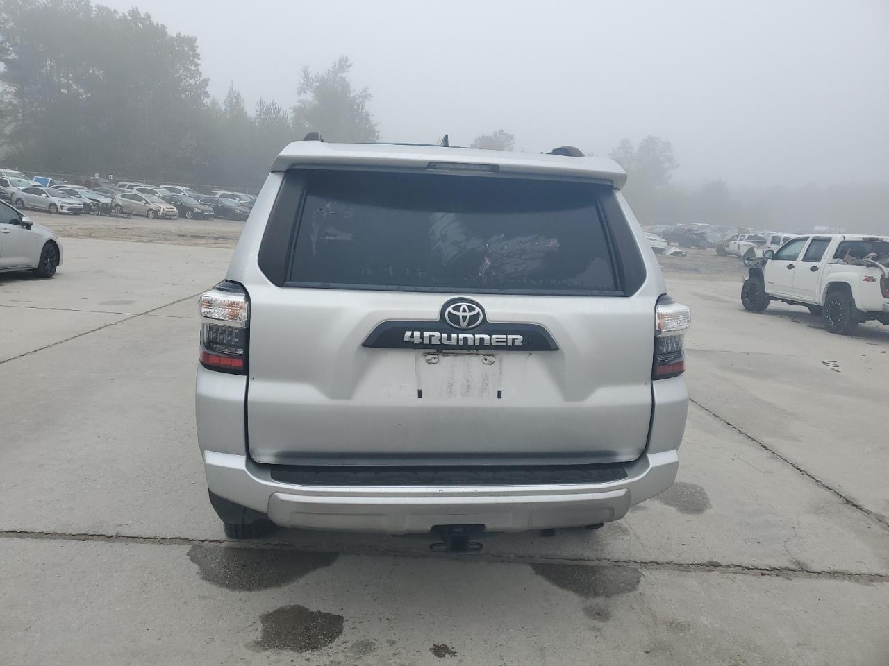 TOYOTA 4RUNNER SR5 PREMIUM