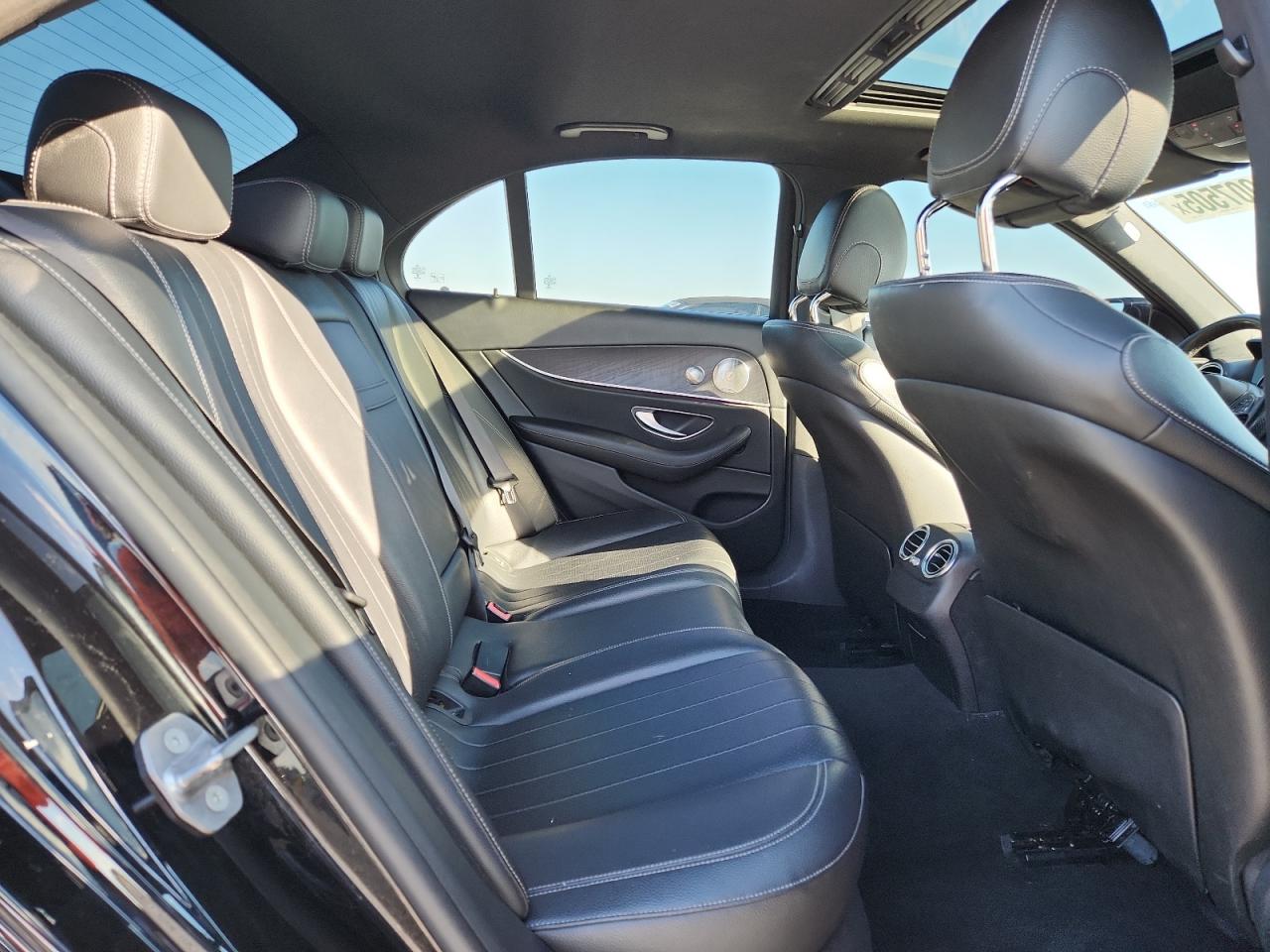 MERCEDES-BENZ E-CLASS 300 4MATIC