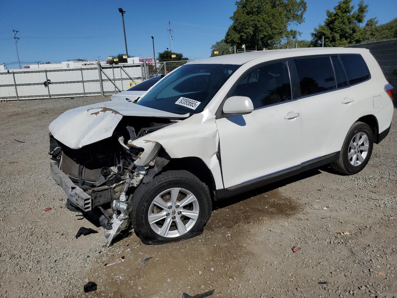 TOYOTA HIGHLANDER BASE