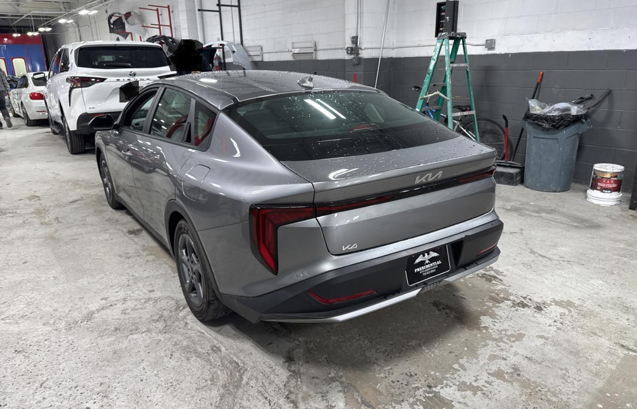 KIA K4 LX