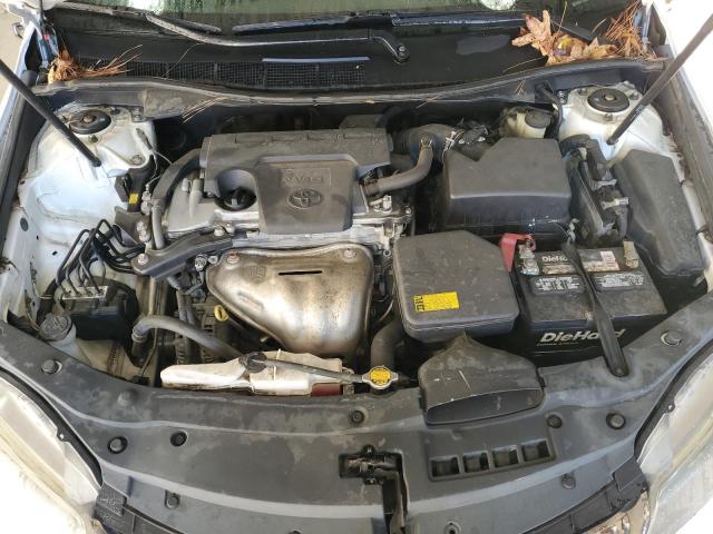 2015 TOYOTA CAMRY LE #3309424982