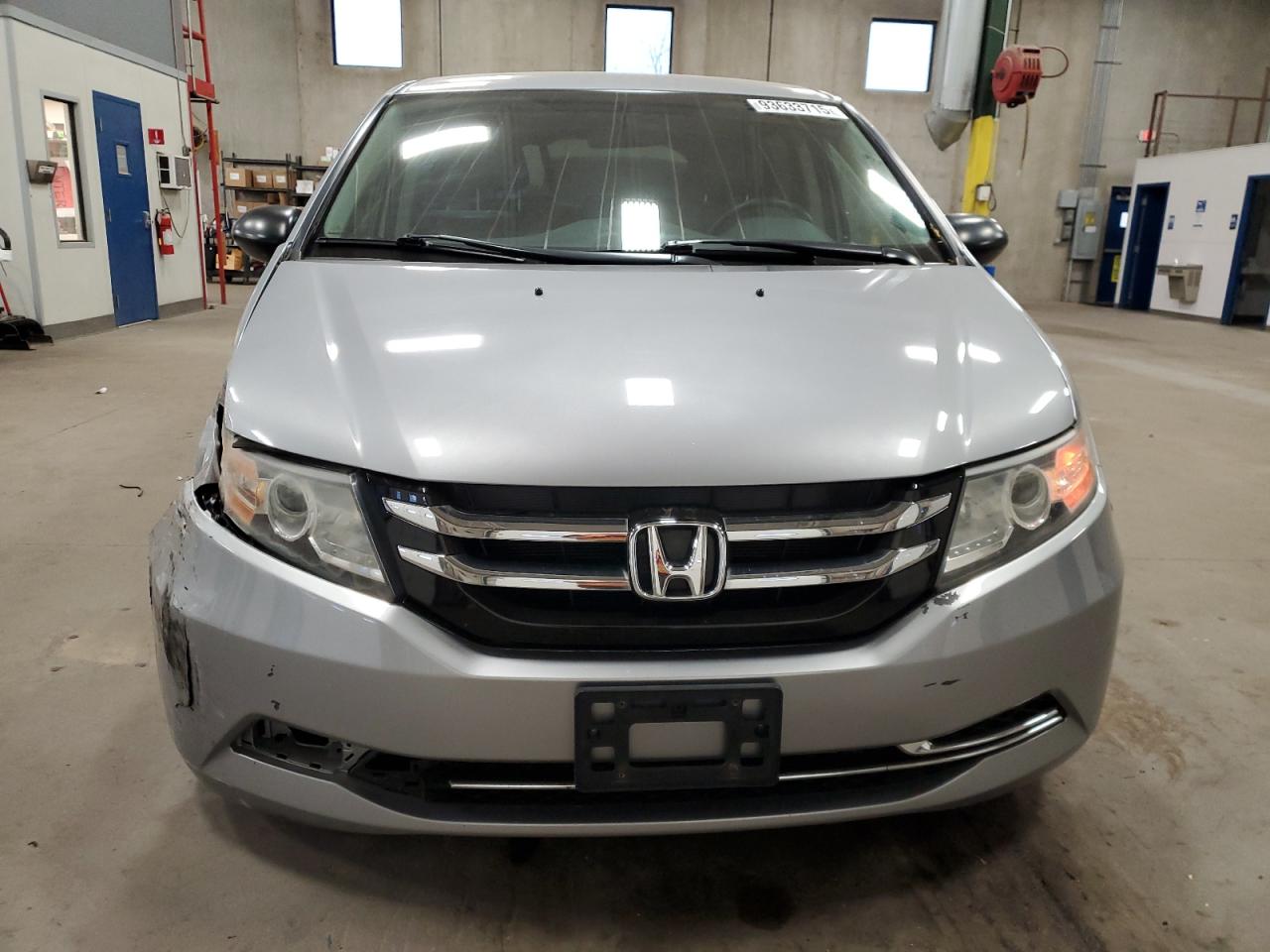 Lot #3311632250 2016 HONDA ODYSSEY LX