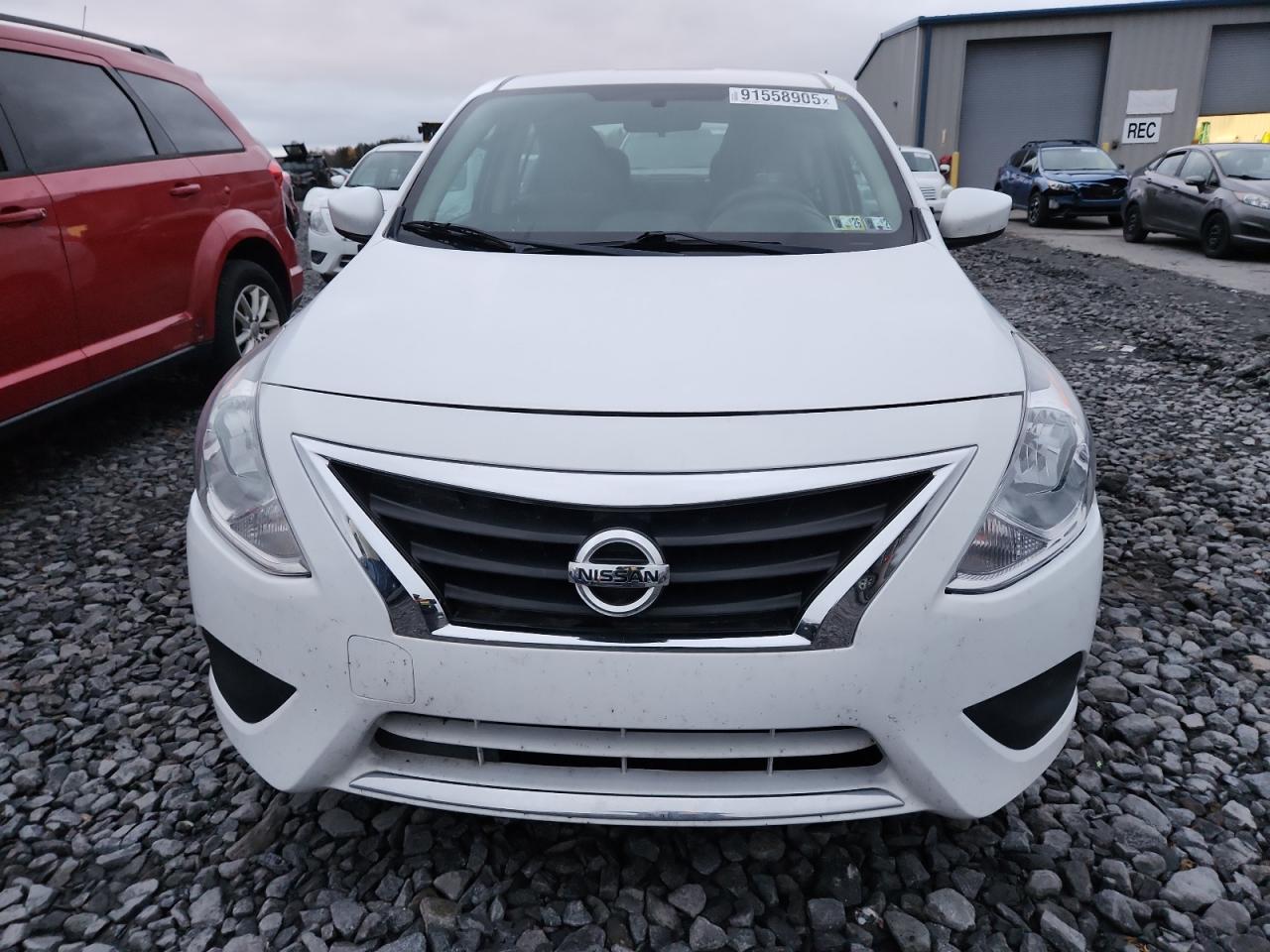 NISSAN VERSA S