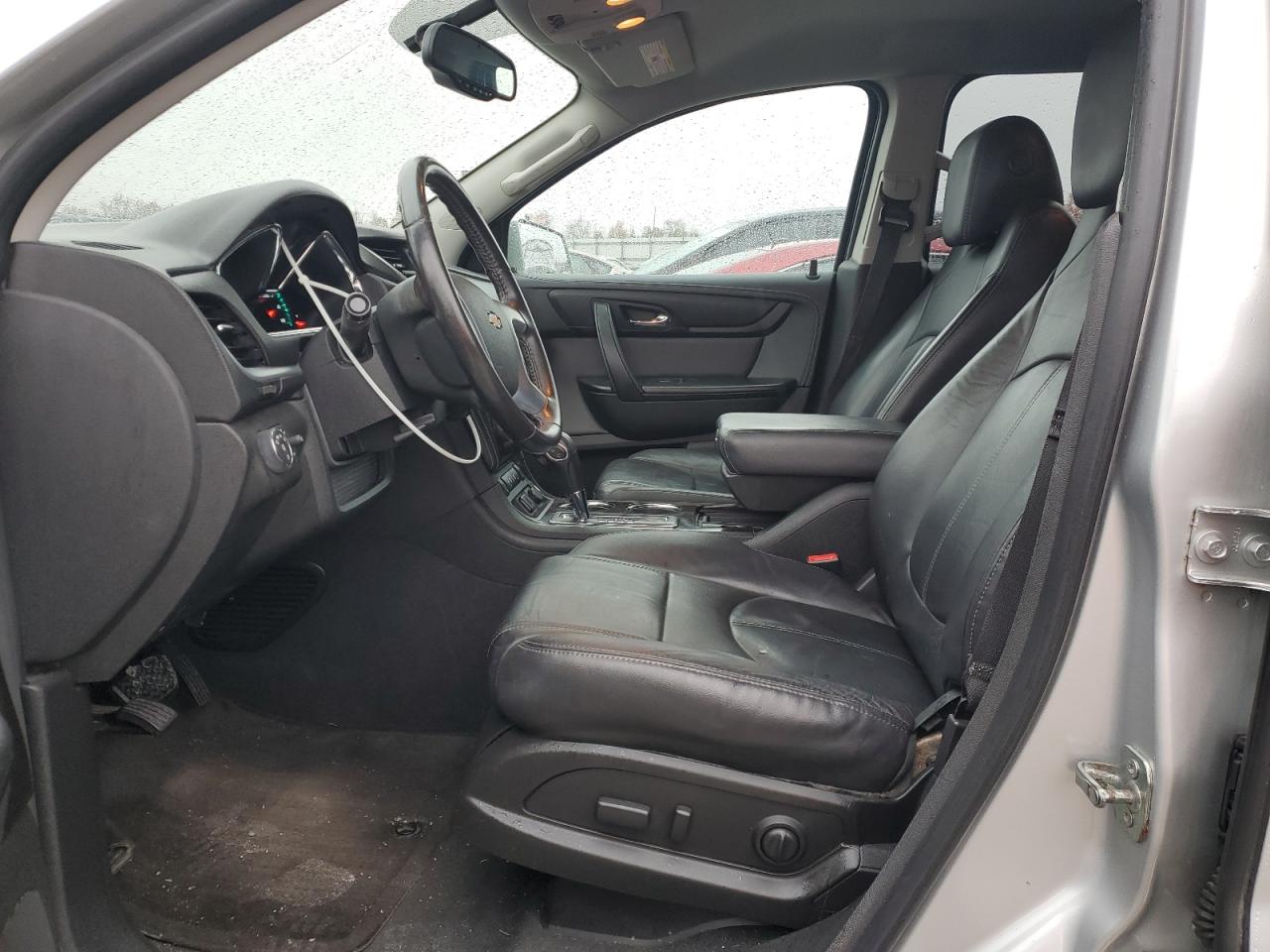 CHEVROLET TRAVERSE LT