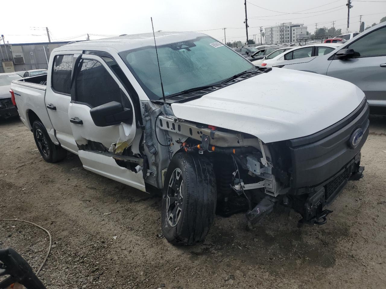 FORD F-150 LIGHTNING PRO