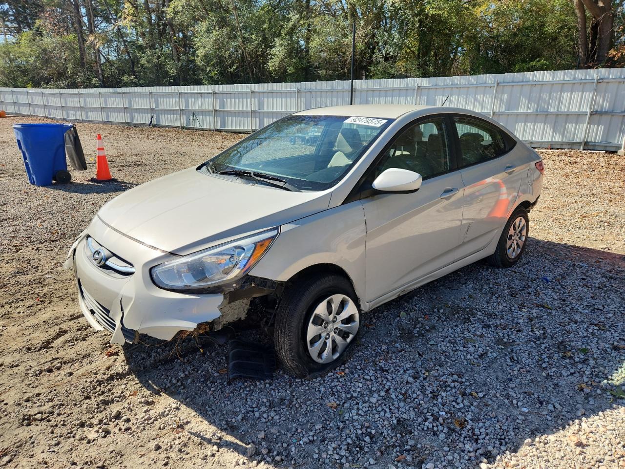 HYUNDAI ACCENT SE