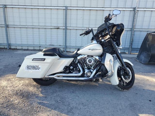 Global Auto Auctions: 2015 HARLEY-DAVIDSON FLHXS STRE