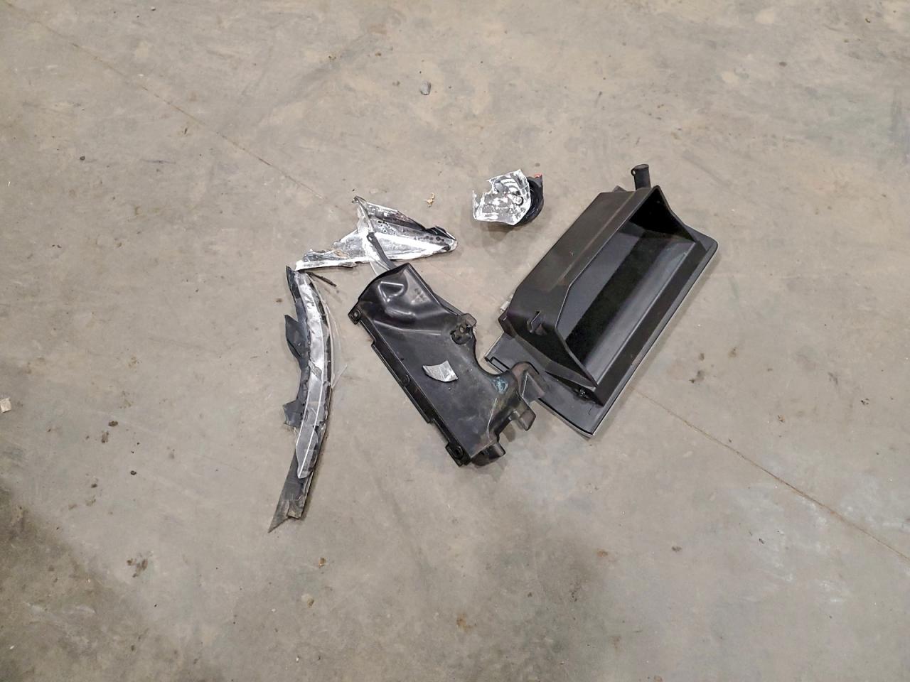 Lot #3315704725 2016 SUBARU FORESTER 2