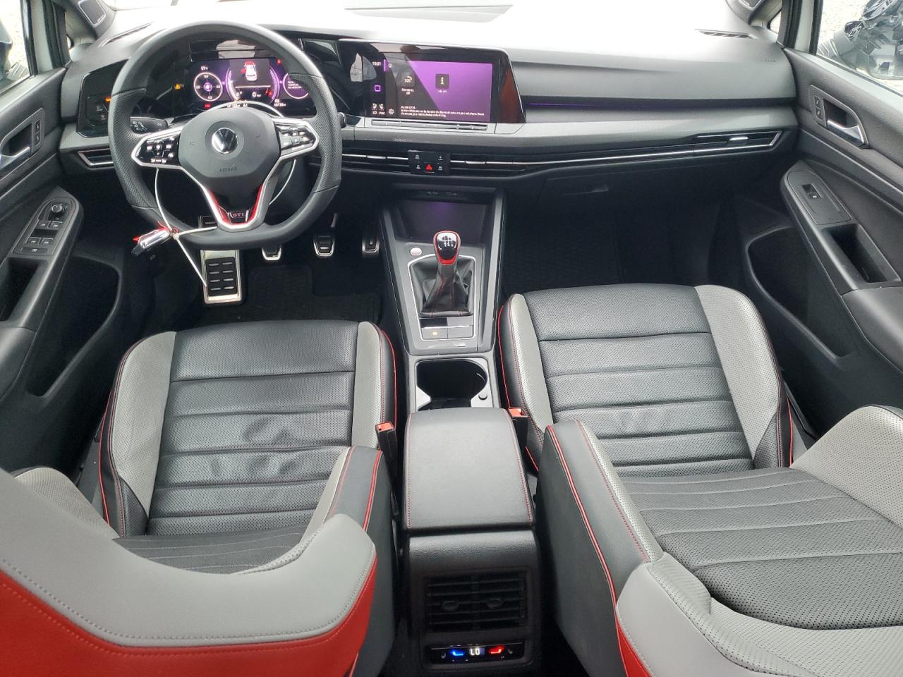 VOLKSWAGEN GOLF GTI AUTOBAHN