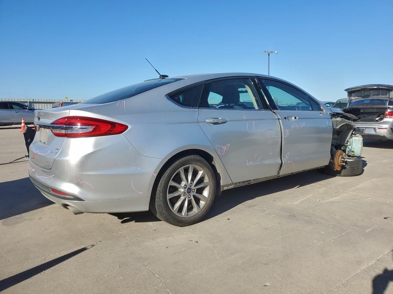 FORD FUSION SE