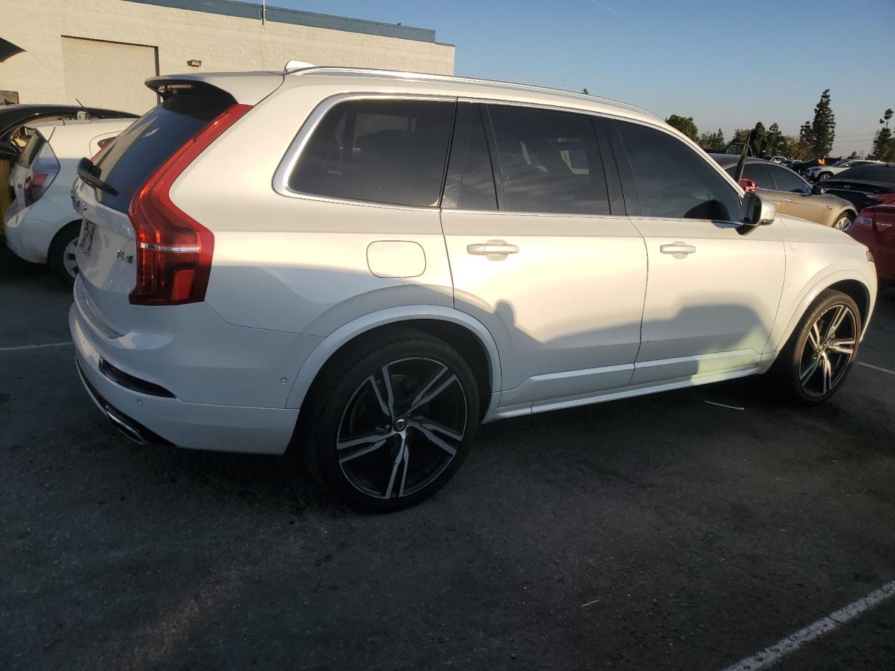 VOLVO XC90 T6 R-DESIGN
