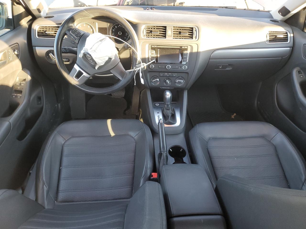 VOLKSWAGEN JETTA SEL