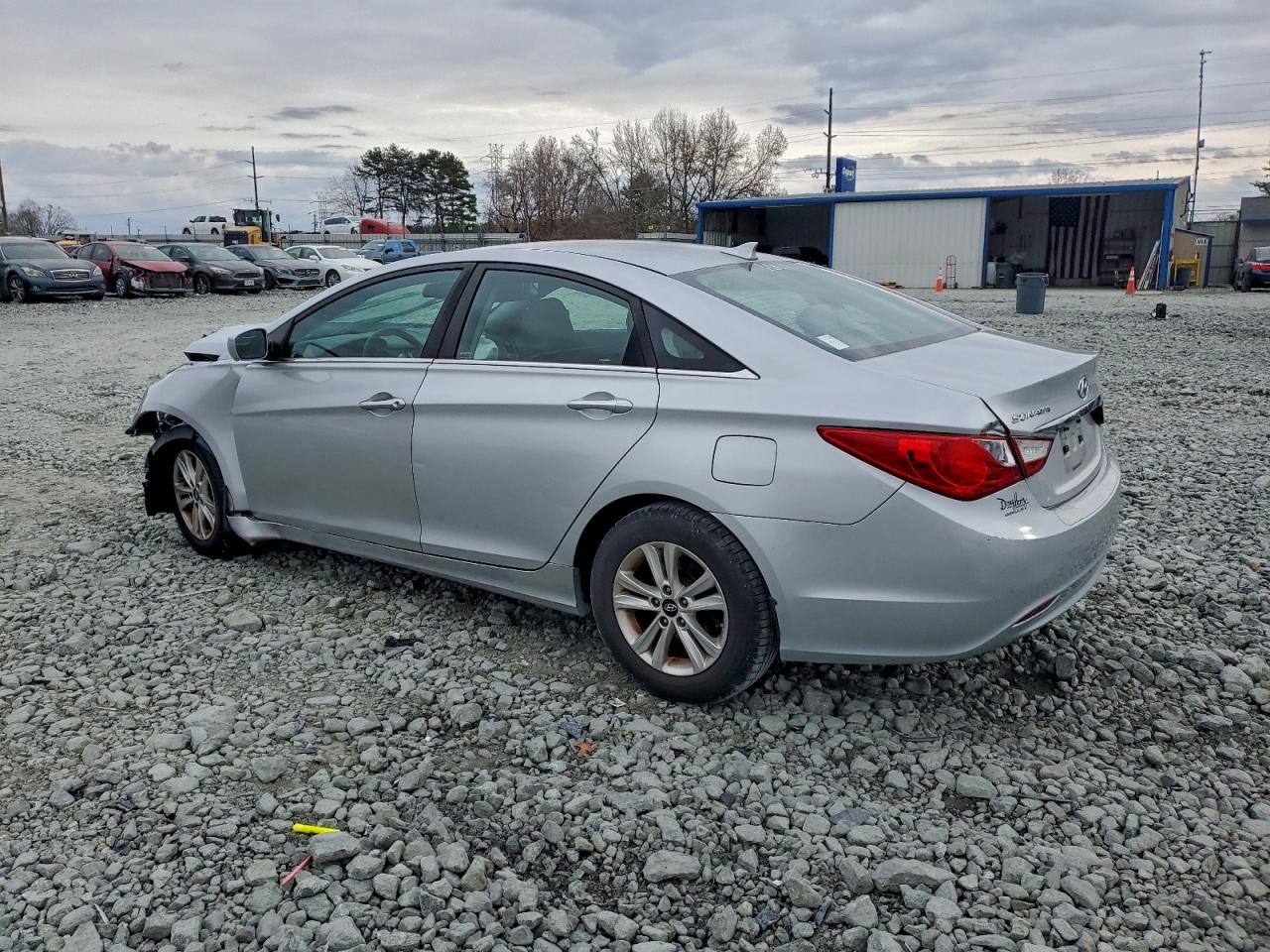 Lot #3302730052 2013 HYUNDAI SONATA GLS