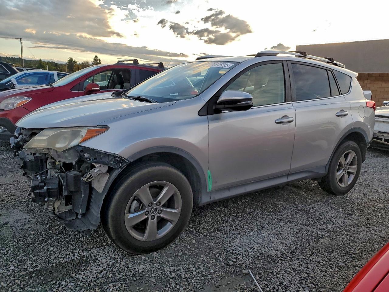TOYOTA RAV4 XLE
