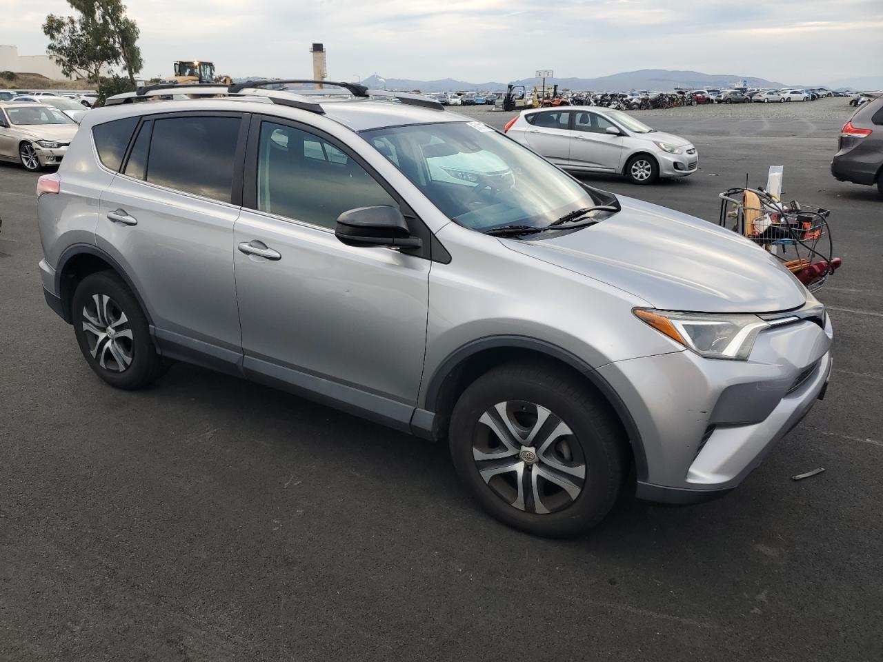 TOYOTA RAV4 LE