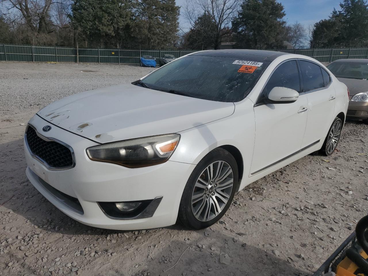 KIA CADENZA PREMIUM