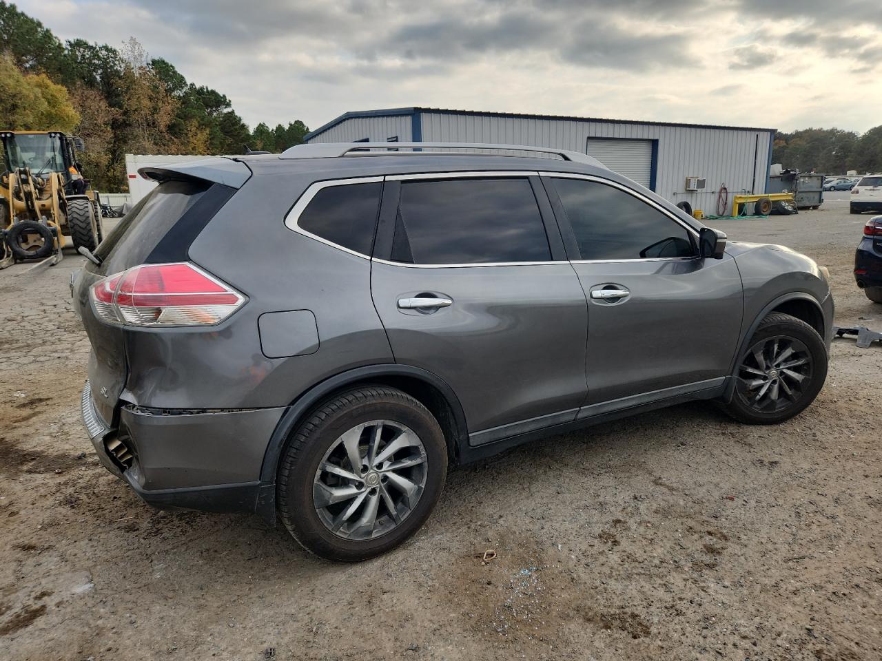 Lot #3301793351 2015 NISSAN ROGUE S
