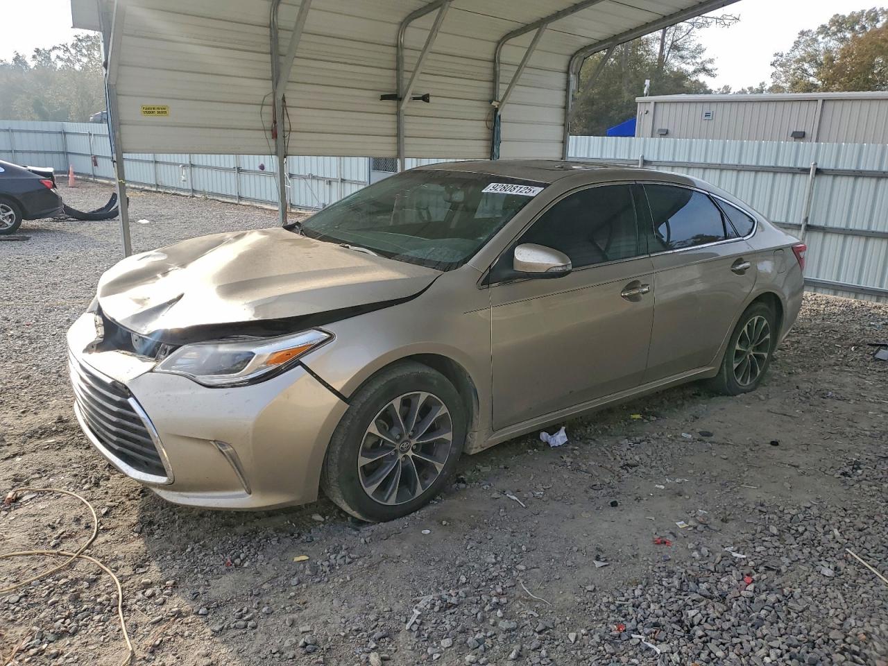 TOYOTA AVALON XLE