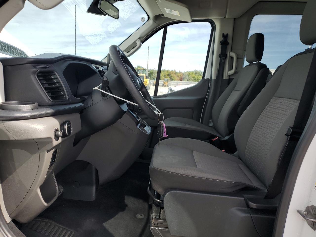 Lot #3292421557 2023 FORD TRANSIT T-