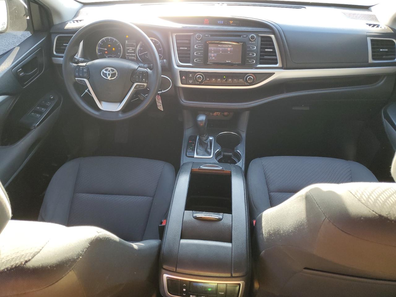 TOYOTA HIGHLANDER LE