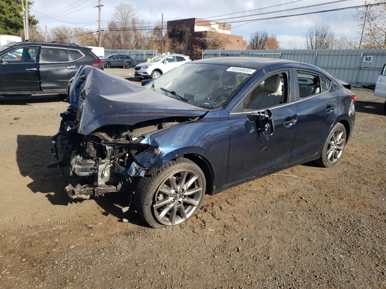 MAZDA 3 GRAND TOURING