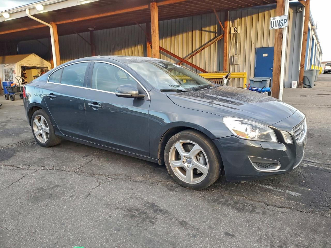 VOLVO S60 T5