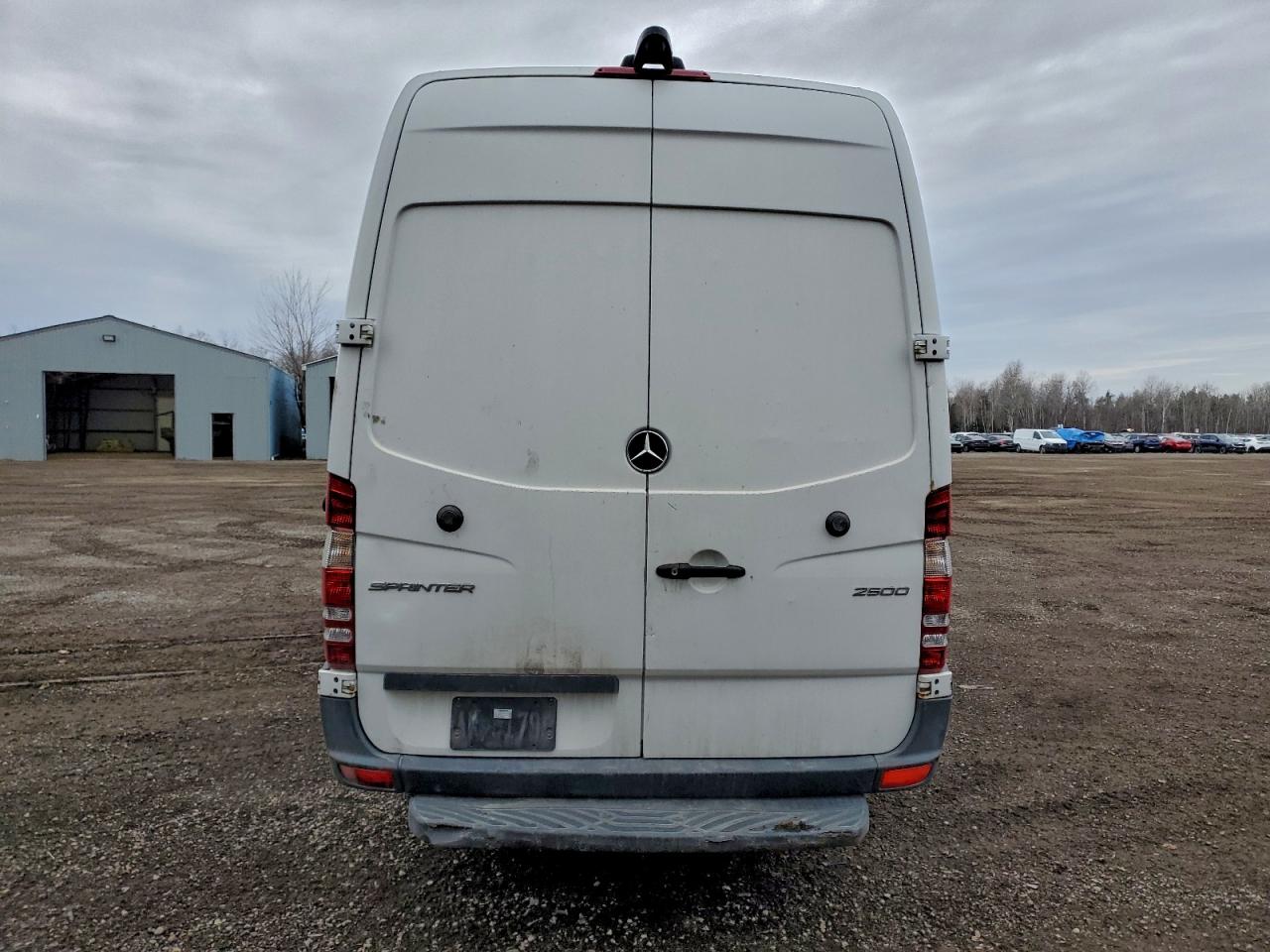 MERCEDES-BENZ SPRINTER 2500