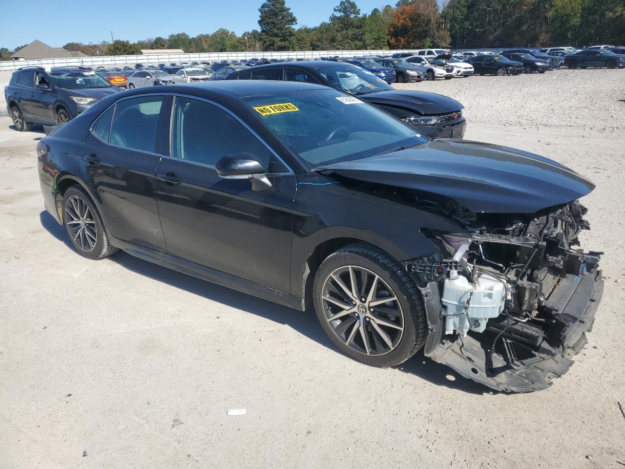 TOYOTA CAMRY SE NIGHT SHADE