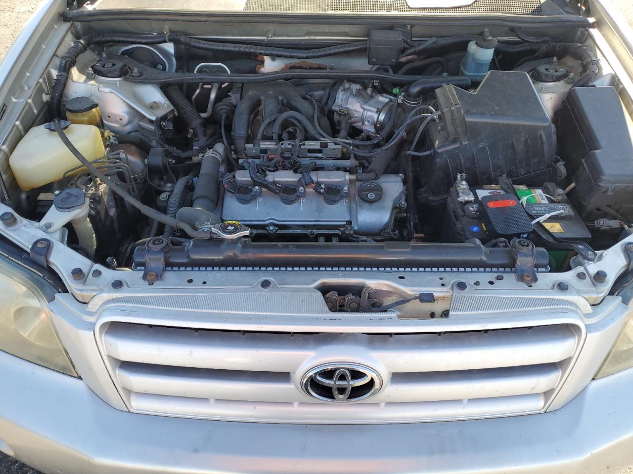 Lot #3284981937 2004 TOYOTA HIGHLANDER