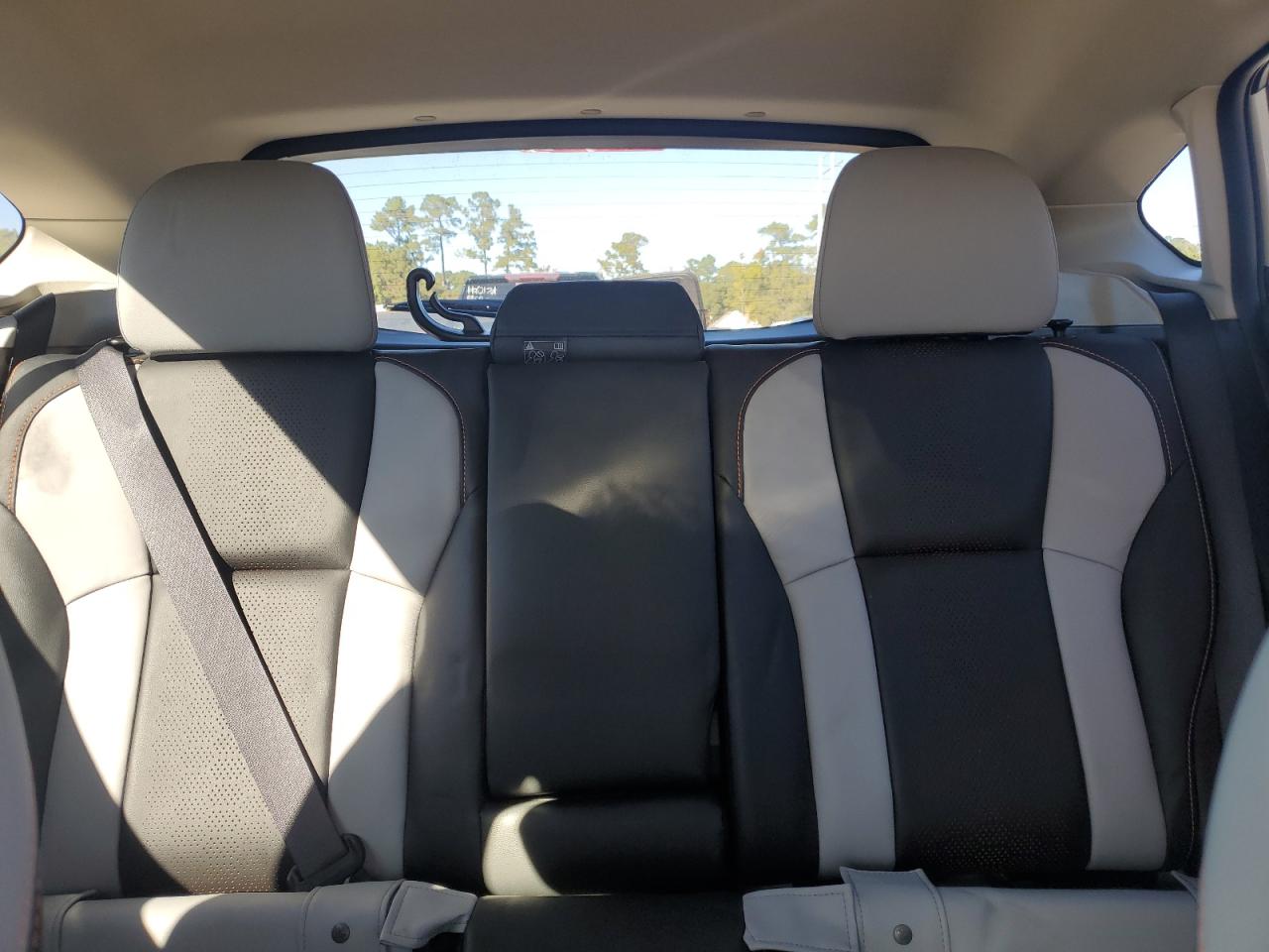 SUBARU CROSSTREK LIMITED