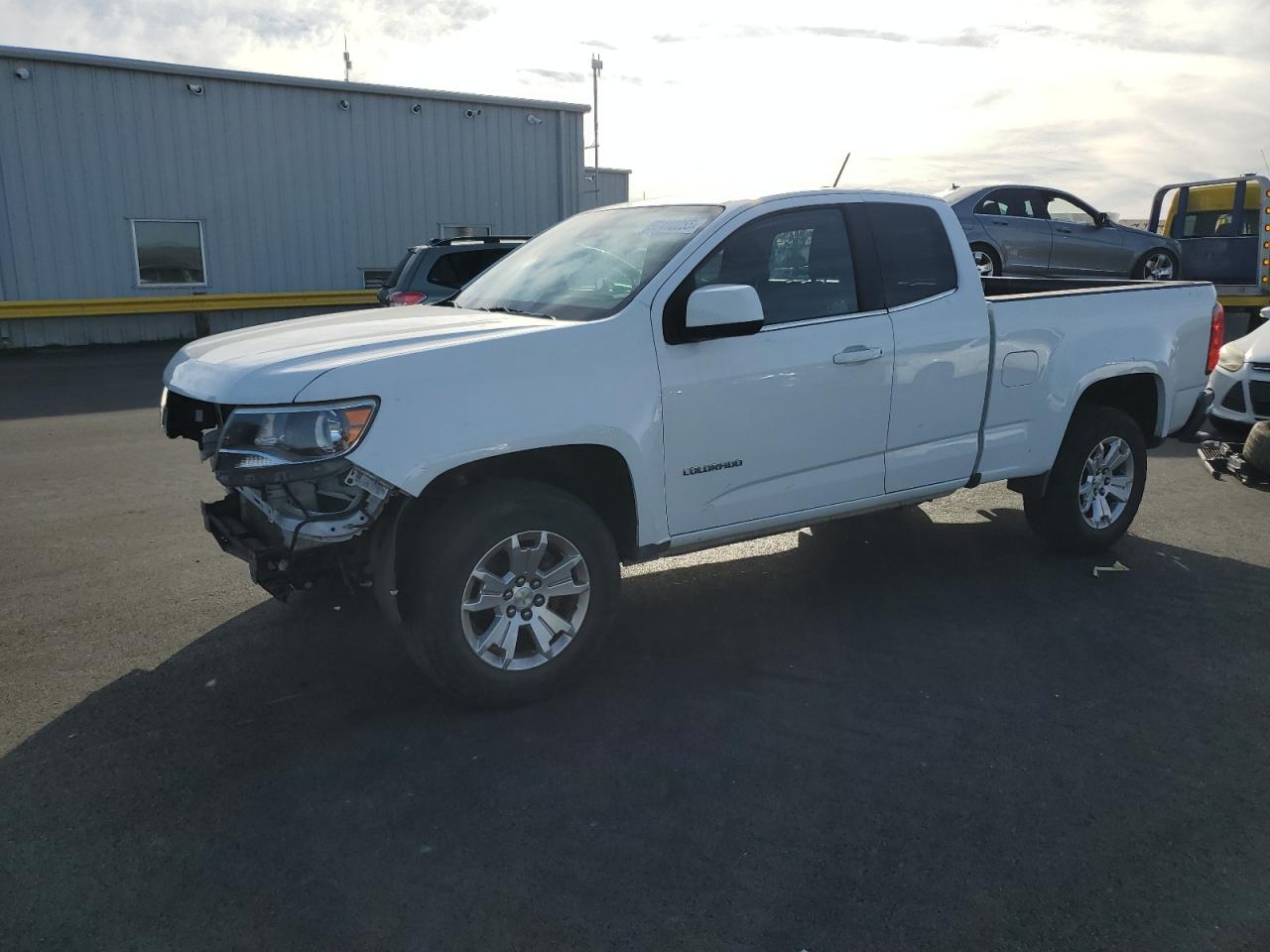Lot #3302989606 2020 CHEVROLET COLORADO L