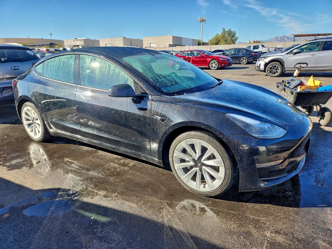 TESLA MODEL 3