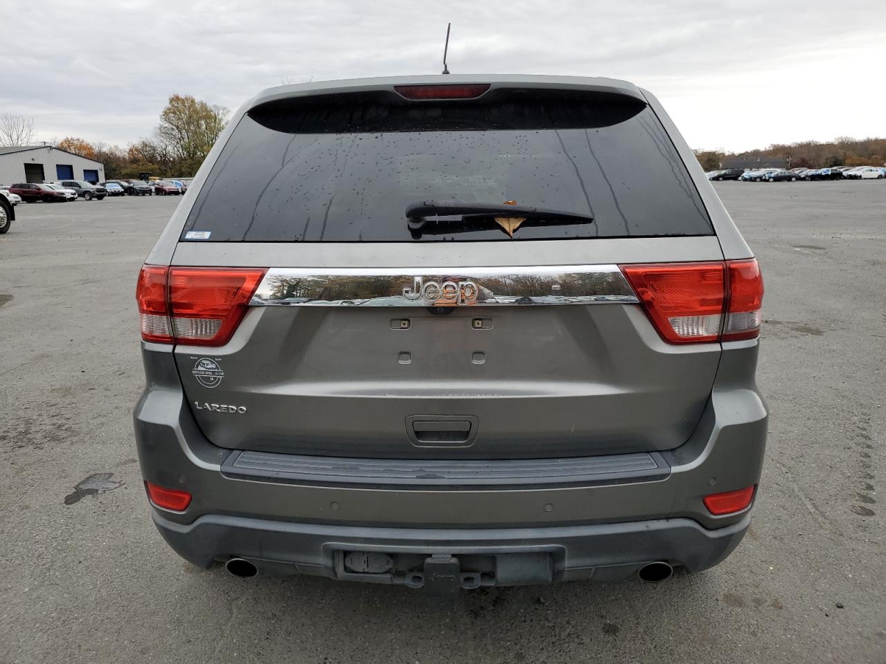 JEEP GRAND CHEROKEE LAREDO