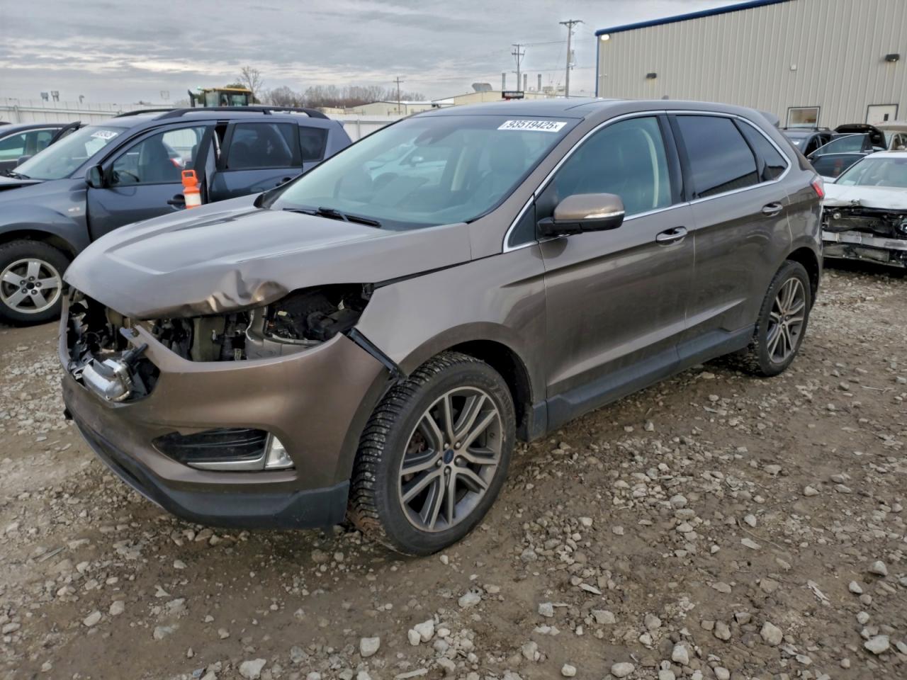 Lot #3302897912 2019 FORD EDGE TITAN