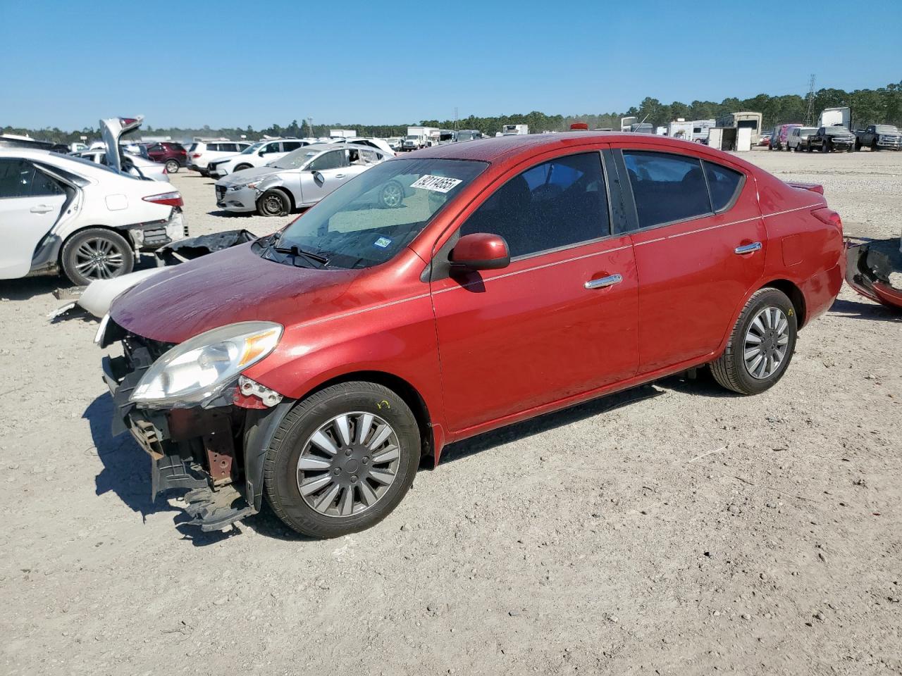 NISSAN VERSA S