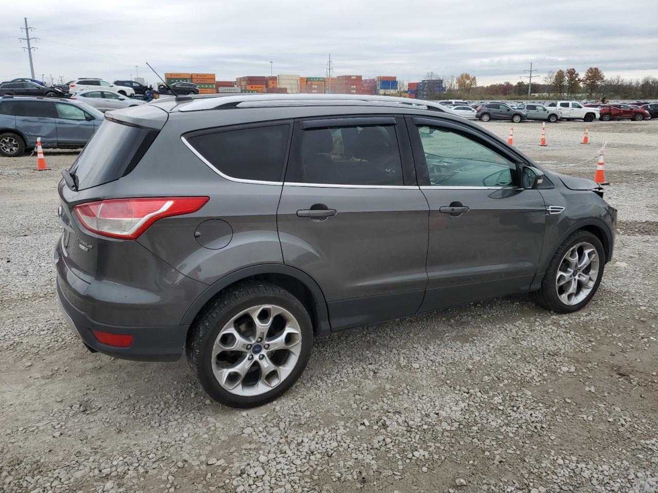 FORD ESCAPE TITANIUM