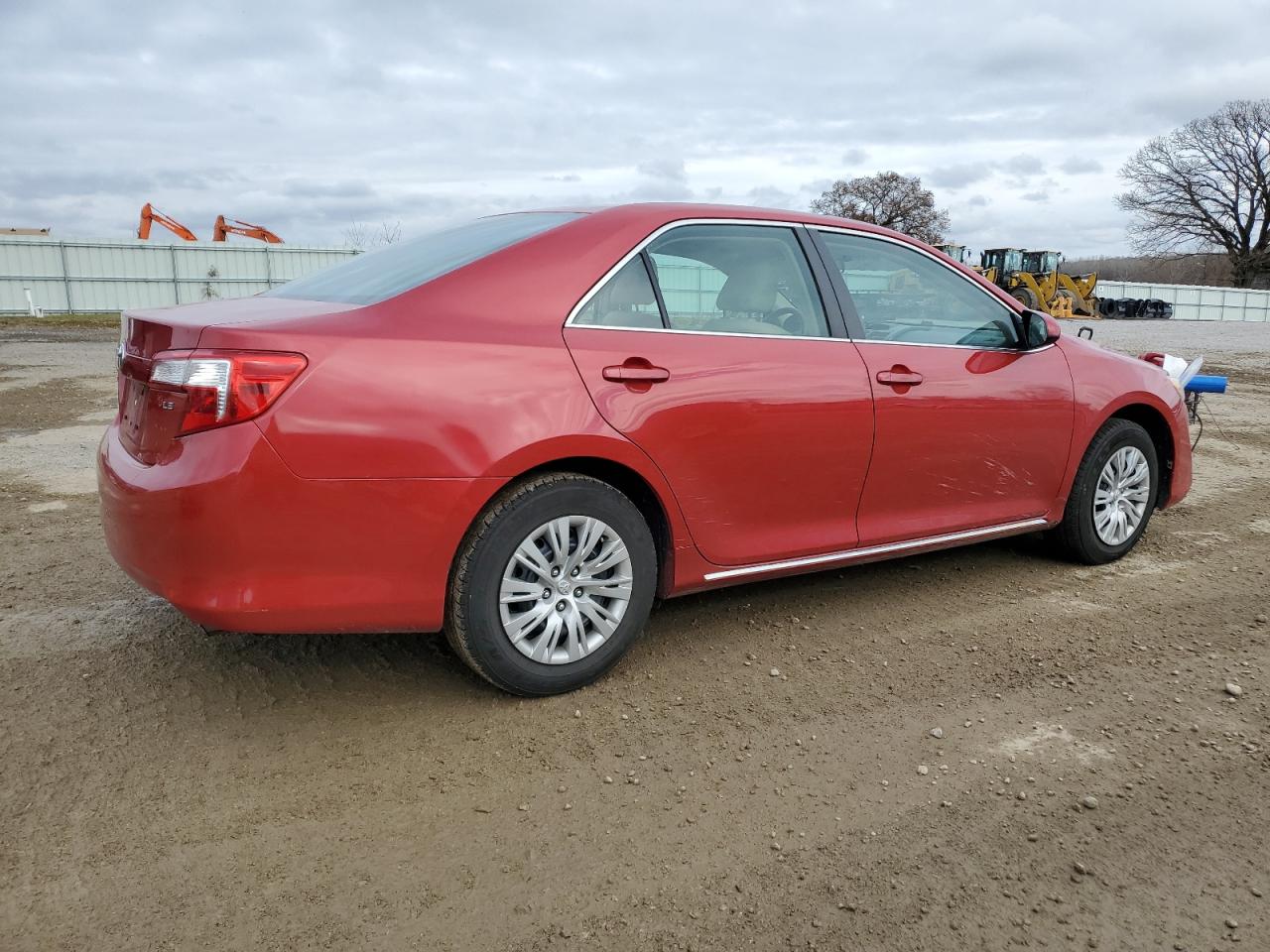 TOYOTA CAMRY BASE